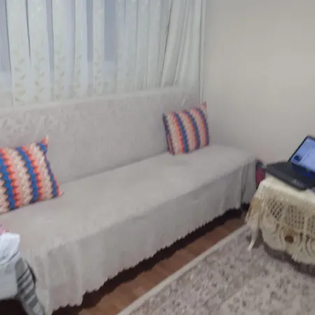 Wafa Sleeping In Homestay Antalya